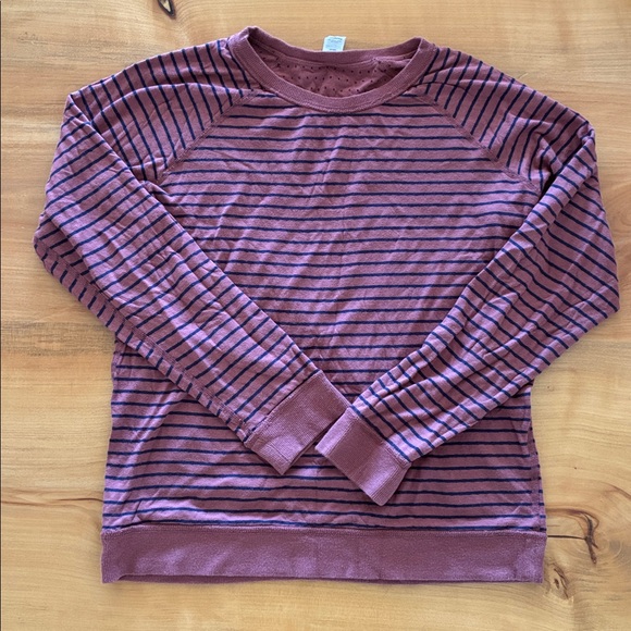 Marine Layer Reversible Raglan - Picture 3 of 5